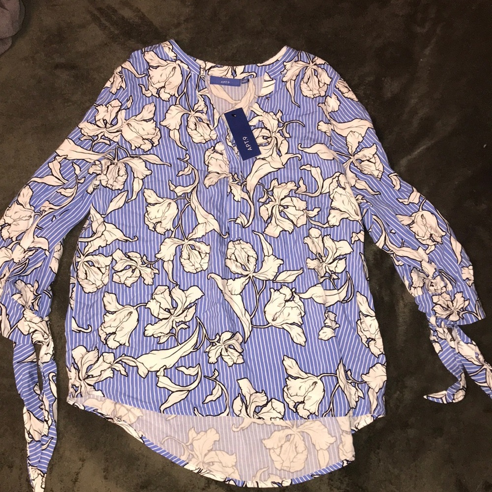 Apt. 9 Floral Top